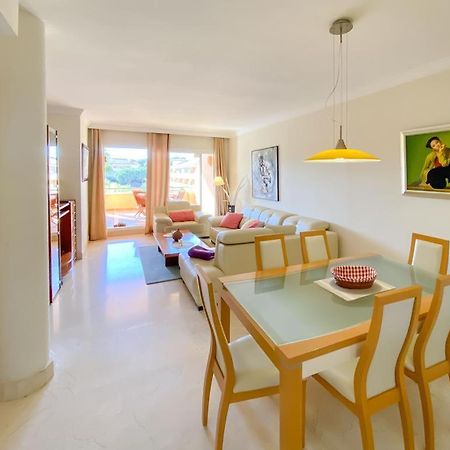 Apartamento En Los Patios De Santa Maria Golf Marbellac Extérieur photo