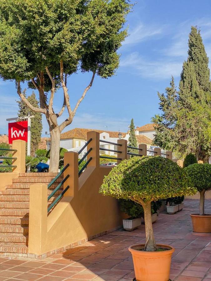 Apartamento En Los Patios De Santa Maria Golf Marbellac Extérieur photo