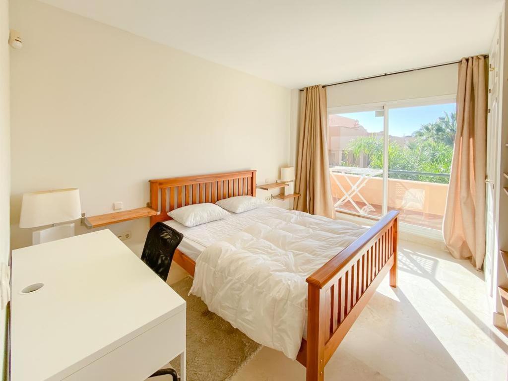 Apartamento En Los Patios De Santa Maria Golf Marbellac Extérieur photo