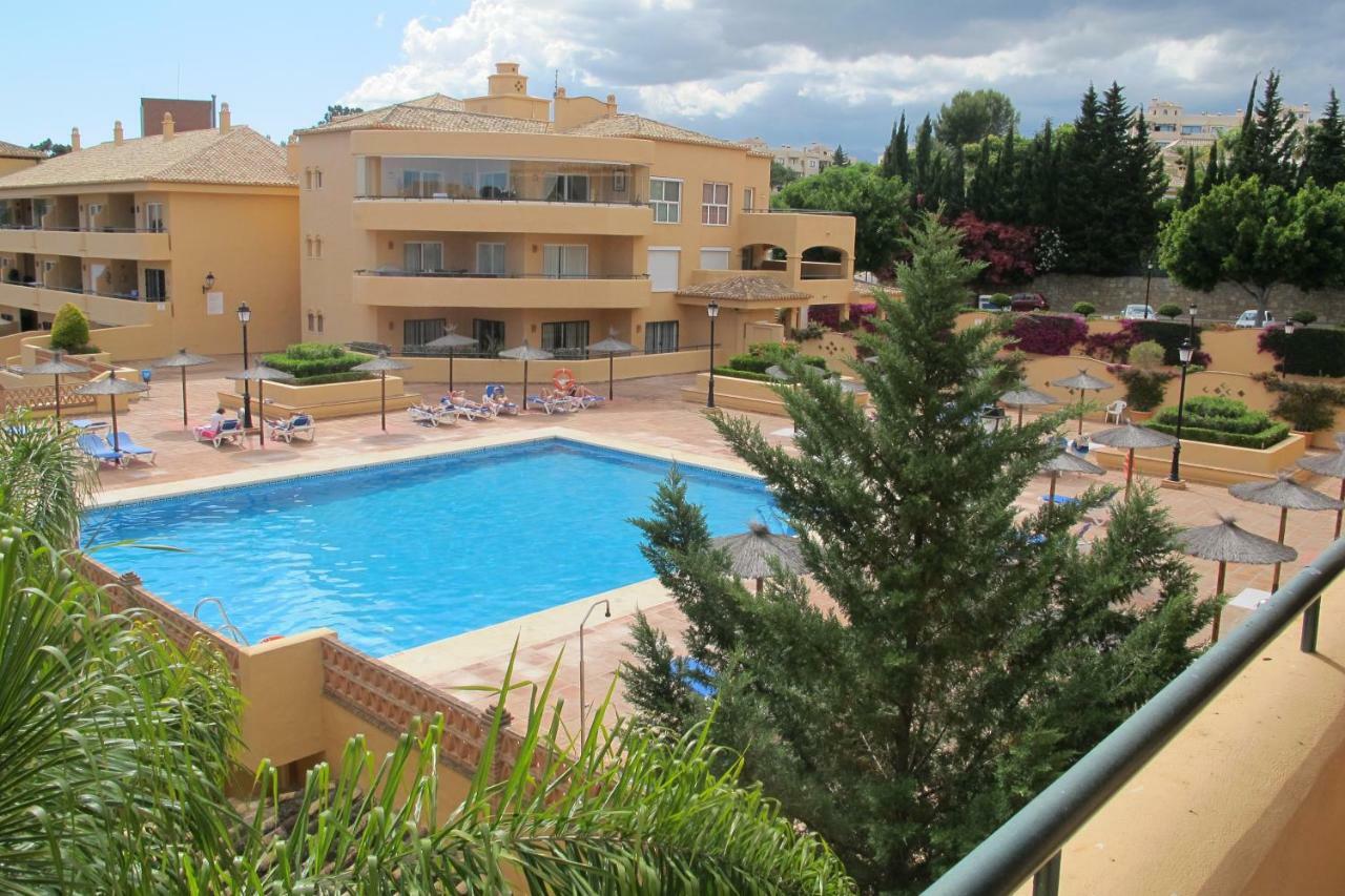 Apartamento En Los Patios De Santa Maria Golf Marbellac Extérieur photo