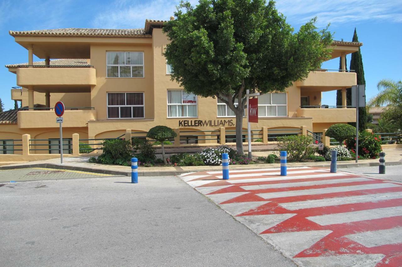 Apartamento En Los Patios De Santa Maria Golf Marbellac Extérieur photo
