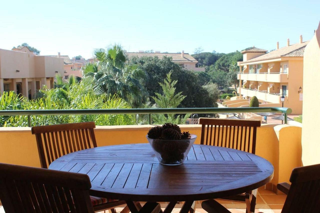 Apartamento En Los Patios De Santa Maria Golf Marbellac Extérieur photo